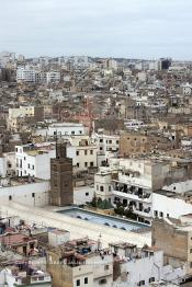 Image du Maroc Professionnelle de  L'ancienne médina de Casablanca, Samedi 11 Avril 2009. Au centre le minaret de la mosquée Jamaa El Kebir construite en 1770 par Sidi Mohammed Ben Abdellah. (Photo / Abdeljalil Bounhar)